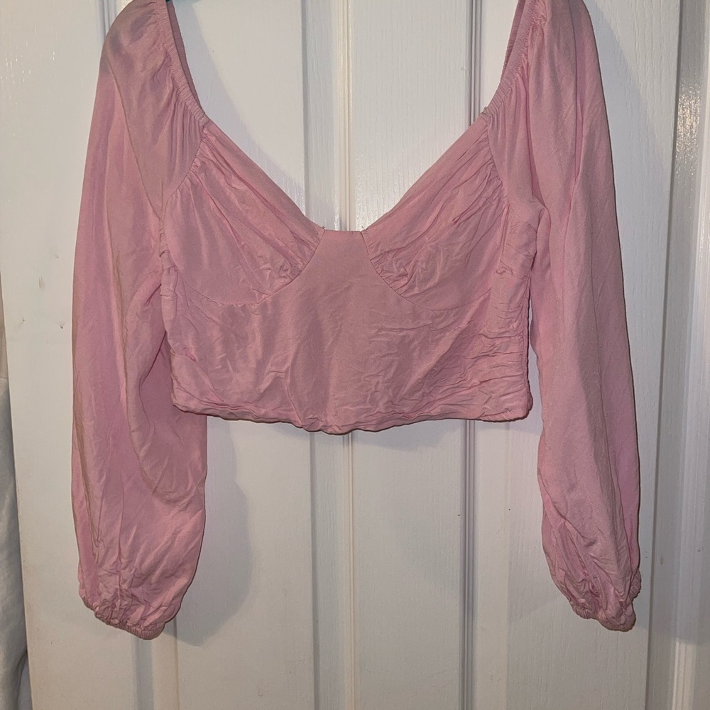 Women’s pink long sleeve crop top from Pacsun! Size L. Worn once!